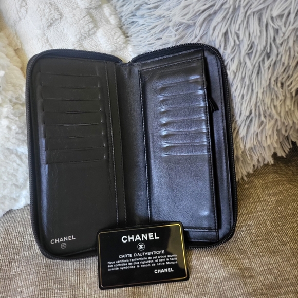 Chanel Ltd Edition Petite Maroquinerie Long Zipper Wallet Camelia - Picture 3 of 10